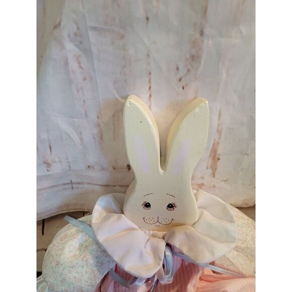 Pink Bunny Easter wooden Decor figure spring - Picture 4 of 6
